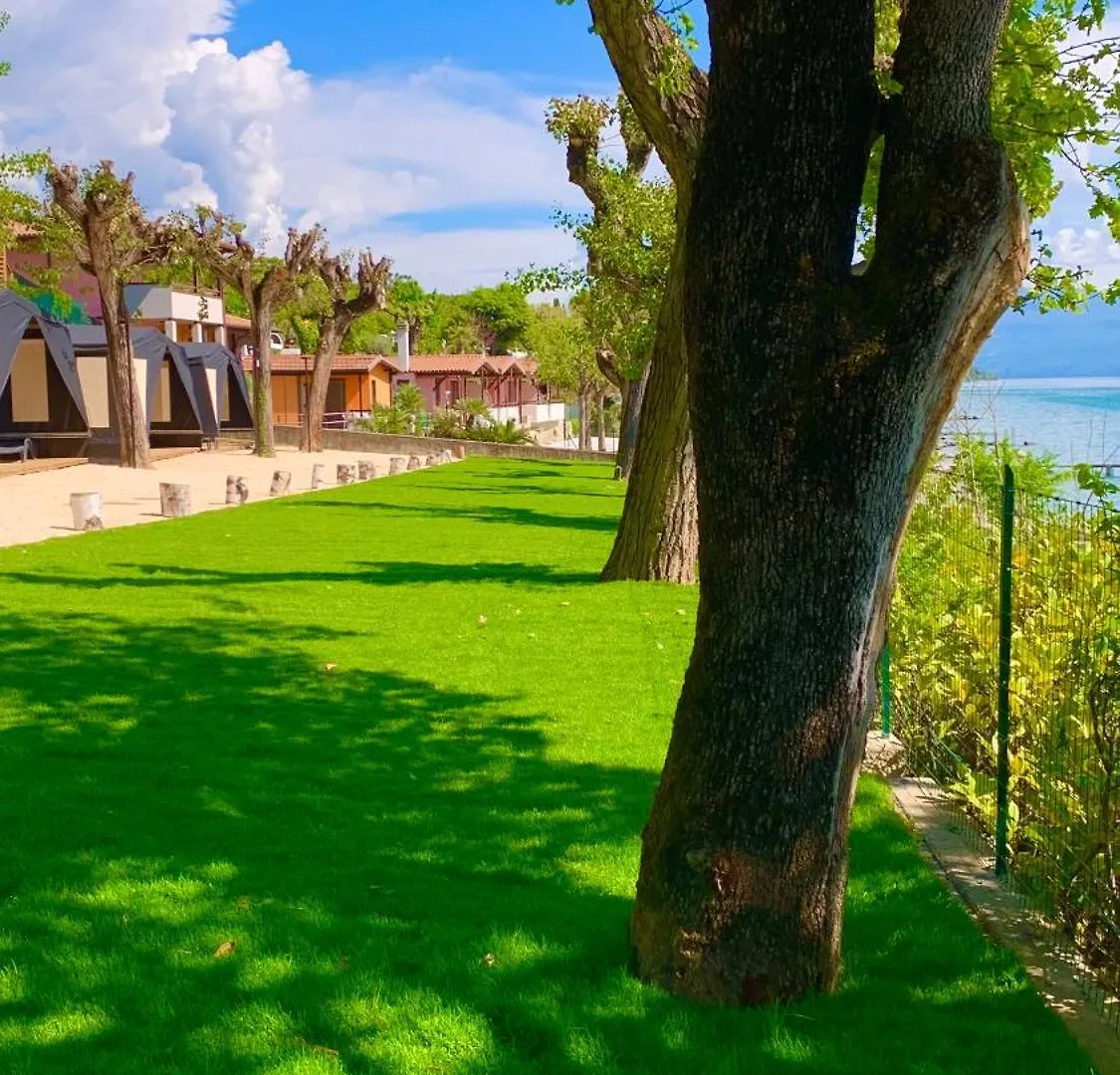 Campeggio Della Colombaia Padenghe sul Garda Campsite